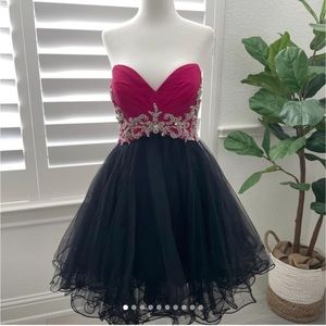 Evenings by Allure prom collection dress style A360 fuchsia/black size 10